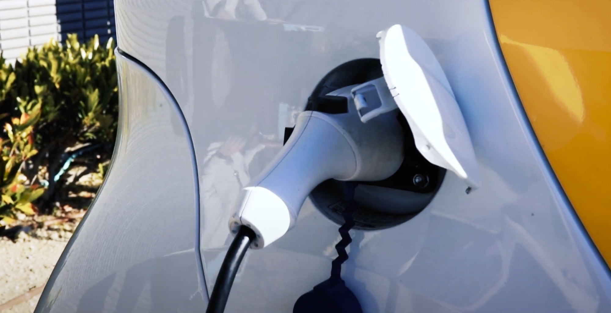 iot-electric-vehicle