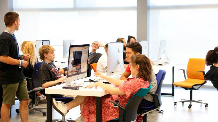Telefónica Tech and AWS launch ‘AWS Cloud Camp by acens’ Telefónica Tech and AWS launch ‘AWS Cloud Camp by acens’