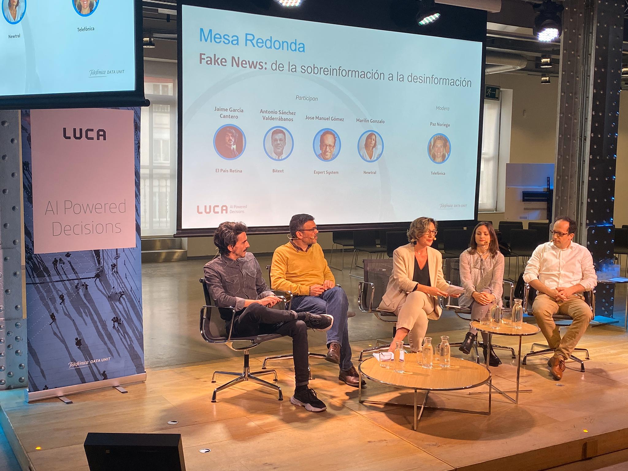 Mesa redonda:  Fake news: de la sobreinformación a la desinformación 