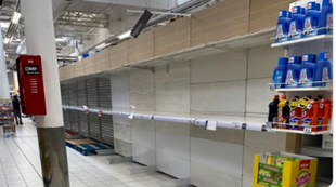 Estantes vacíos en los supermercados