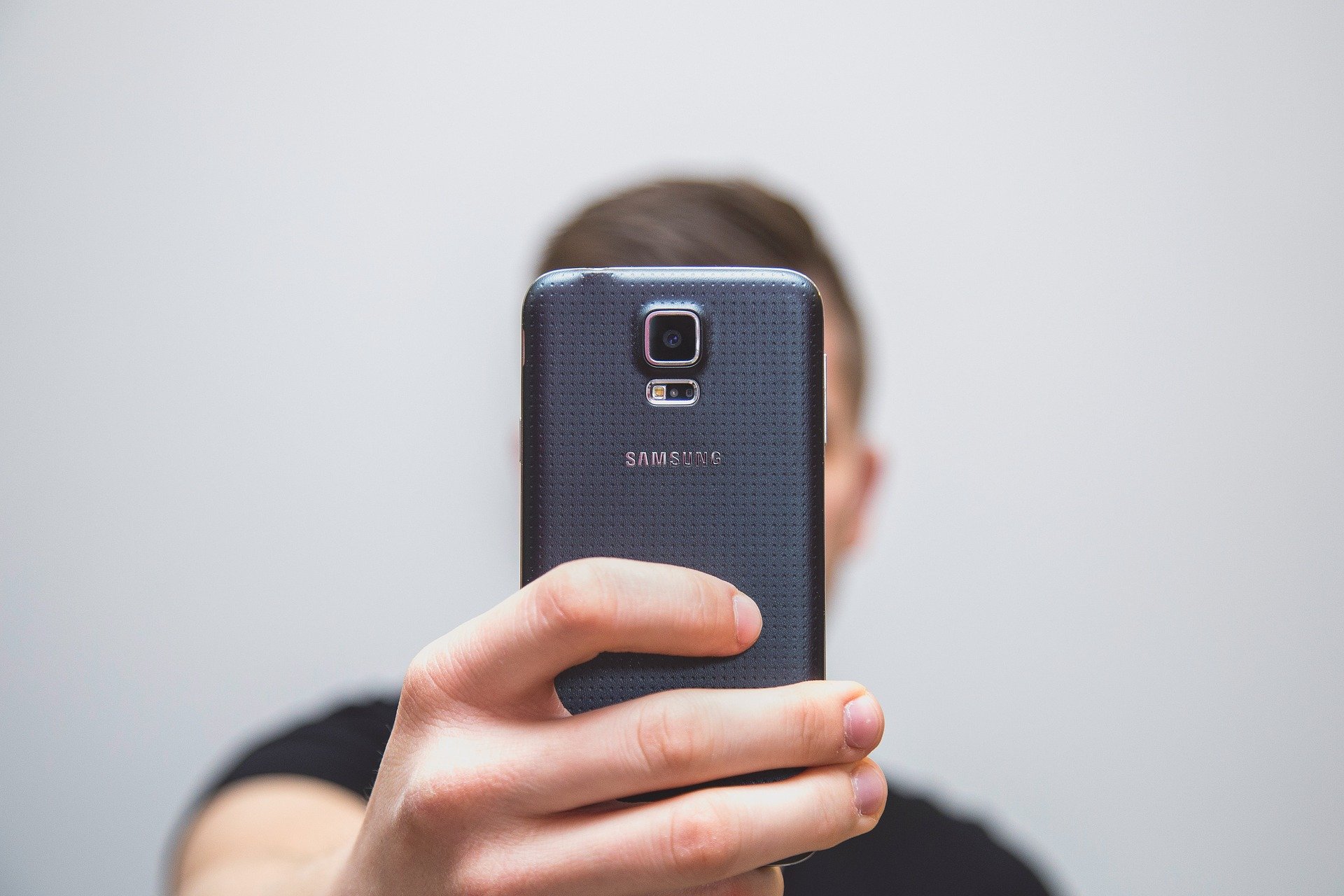 Suplantación con un selfie y Deep Learning
