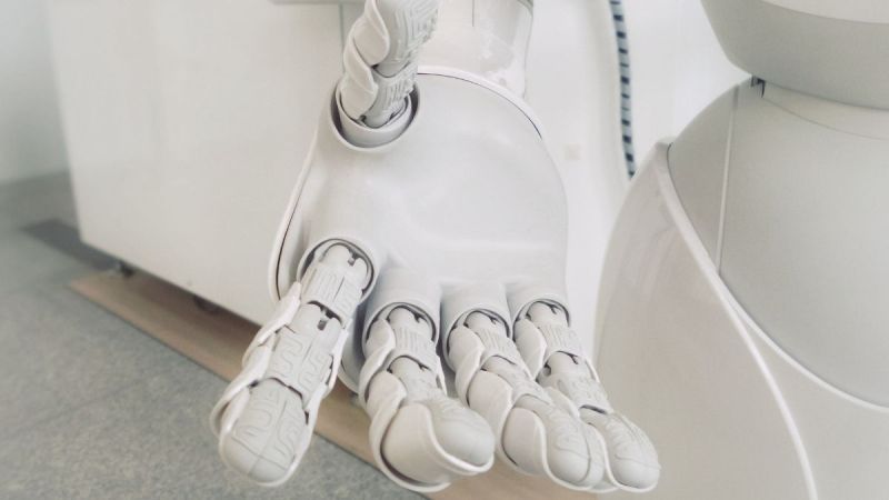 Artificial Intelligence in fiction: Eva, by Kike Maíllo