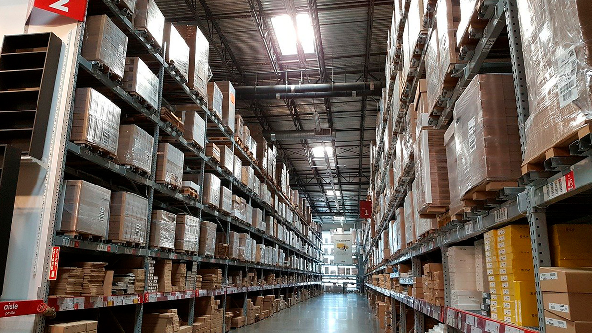Cómo optimizar la gestión de stock y almacenes