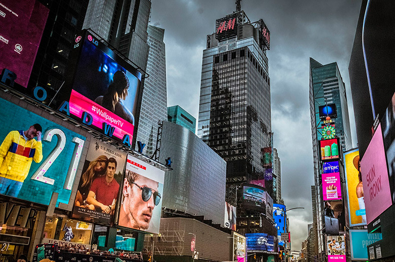 AI in Advertising: Prediciting Trends or Reinforcing Stereotypes?