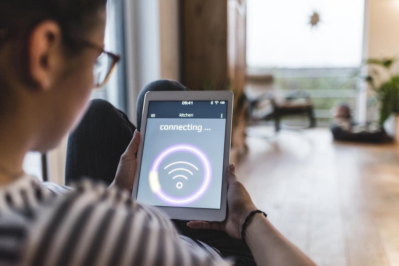 Ethical IoT: principles for an implementation that respects people's rights