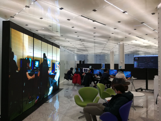 Players waiting to compete in League of Legends