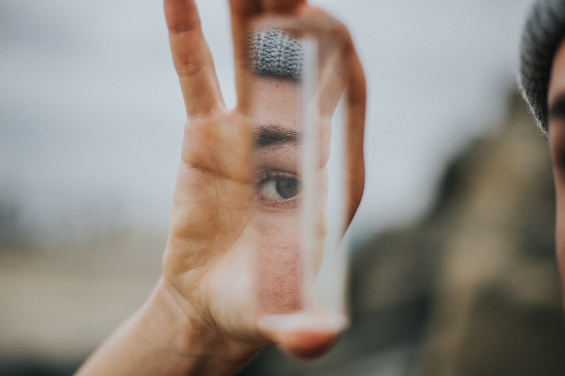 Tres principios para construir una Inteligencia Artificial de confianza