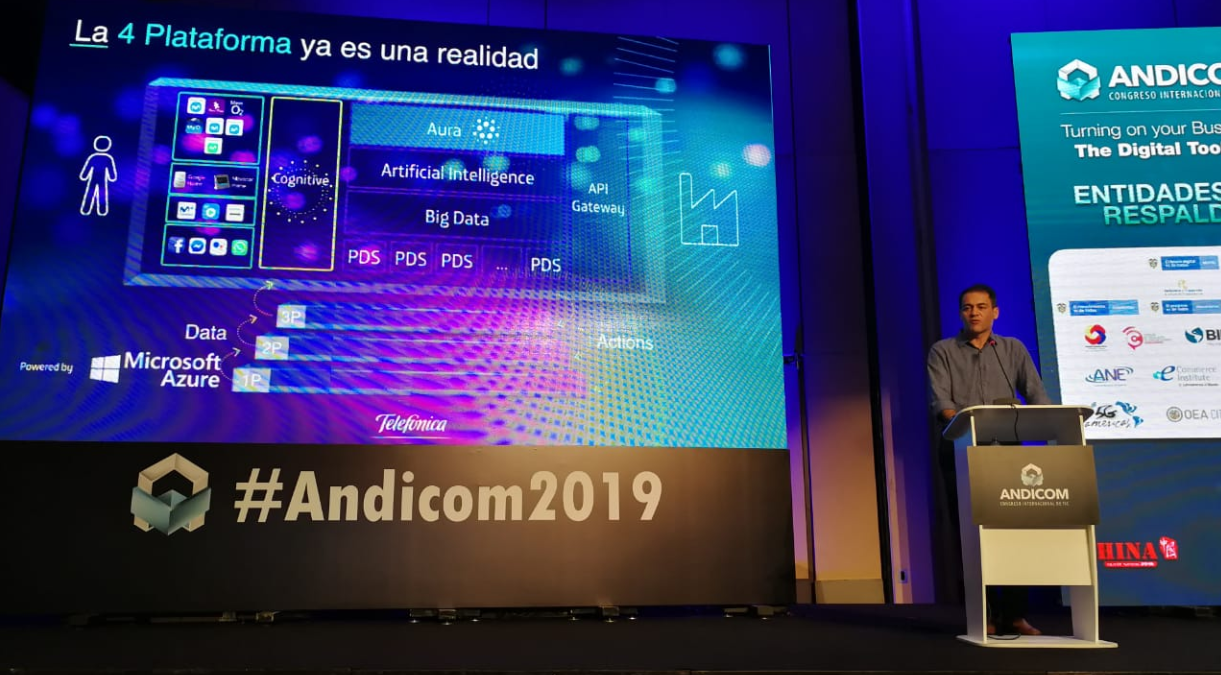 Aura promueve el uso de la inteligencia artificial en Colombia para transformar la relación con sus clientes
