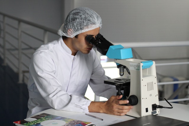 El valor del big data y la inteligencia artificial en la receta para la transformación del sector farmacéutico