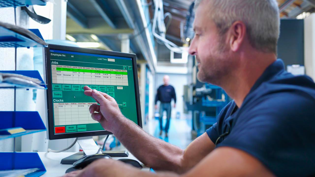 Convergencia IT/OT, desafíos y oportunidades en la conectividad industrial