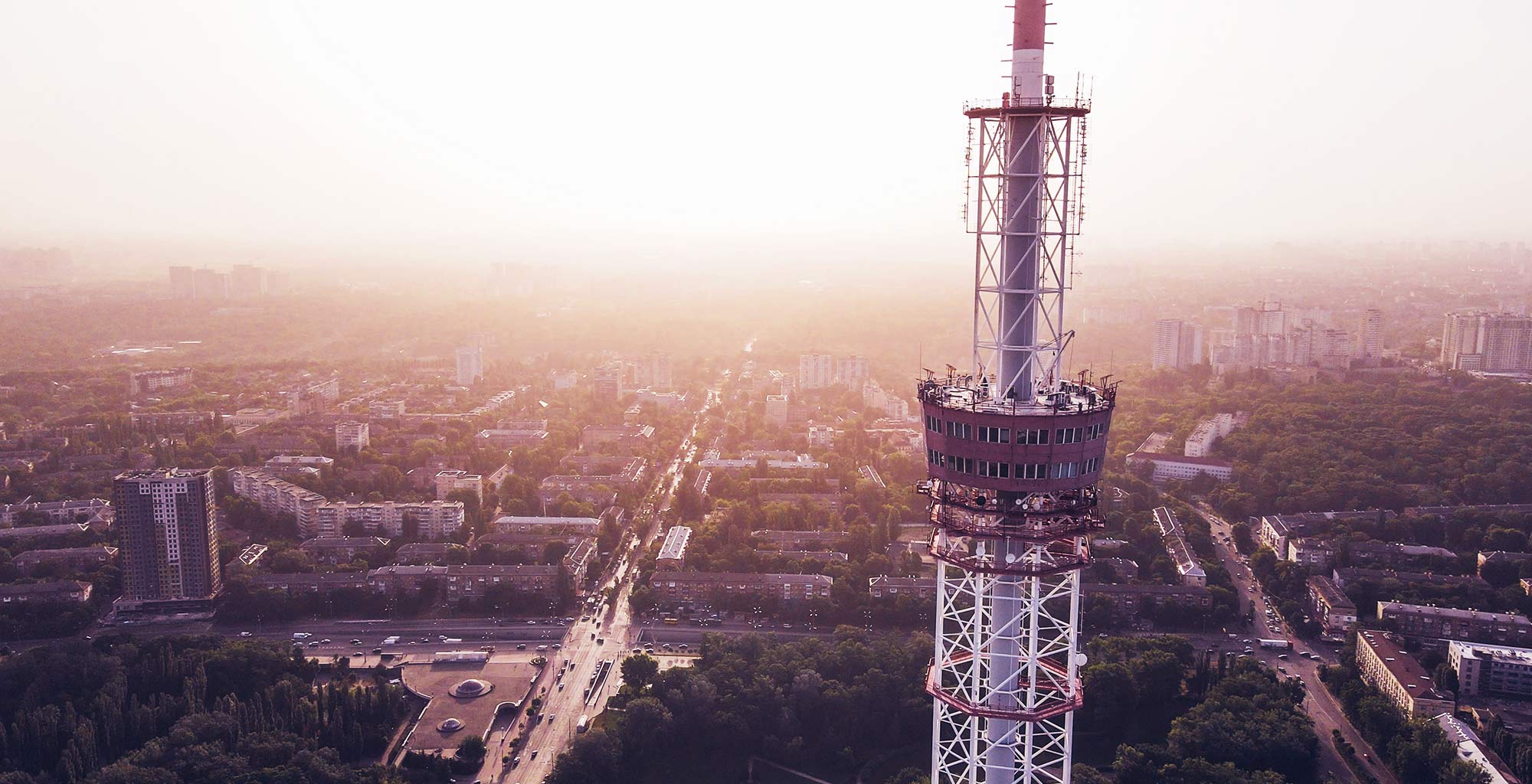 Telecommunications tower