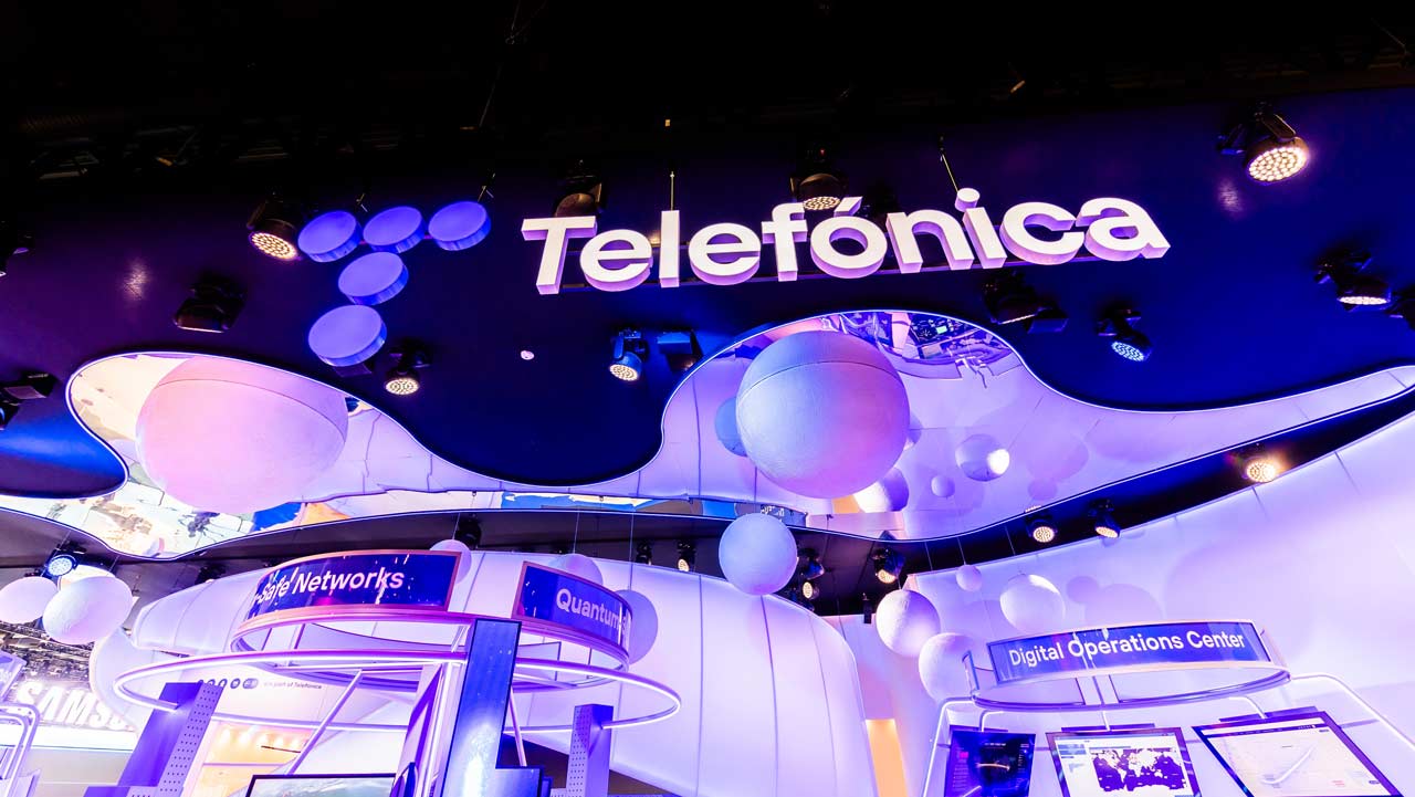 Our demos at MWC 2025: Cyber Security & AI, 5G Drones, and post-quantum cryptography