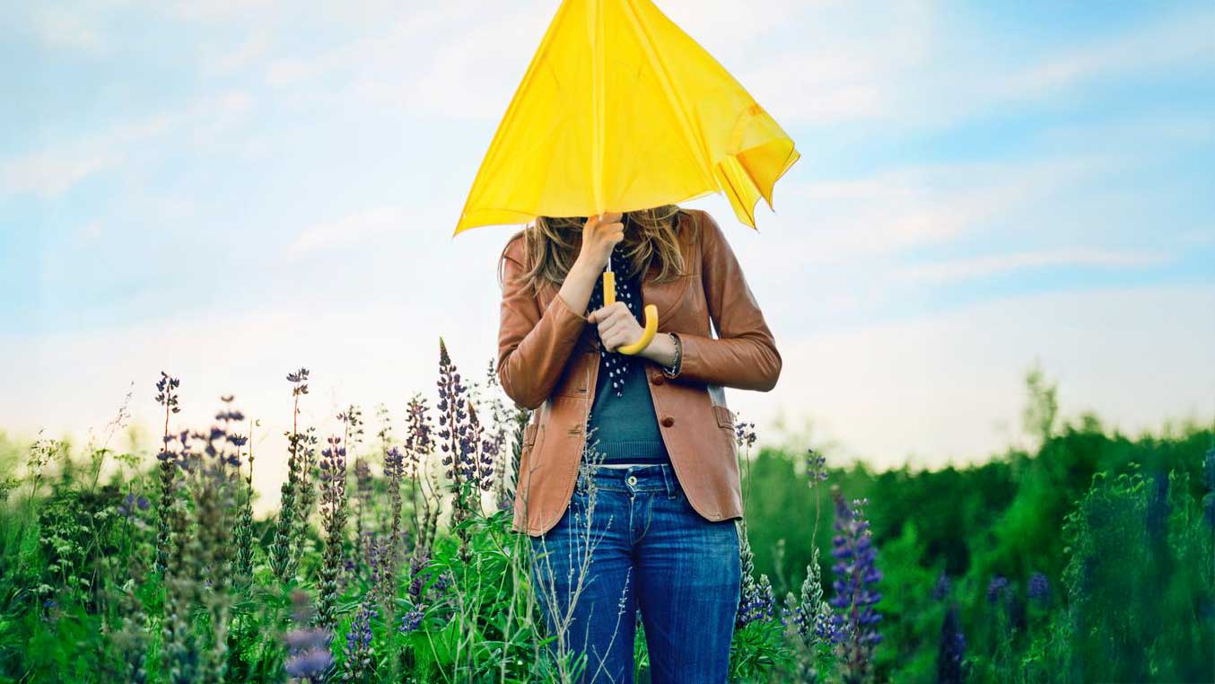 Security and privacy: difference and impact on reputation