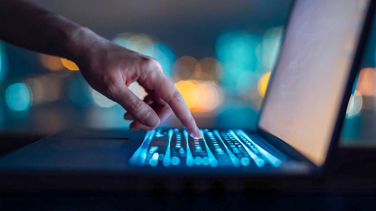 Hybrid DDoS protection: the most effective architecture against multivector attacks